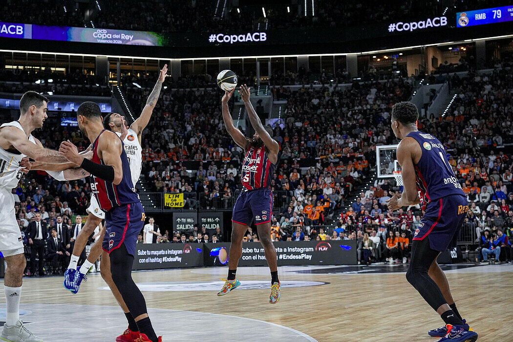 Eugene "Gino" Omoruyi, favoloso 3/5 dall'arco in finale