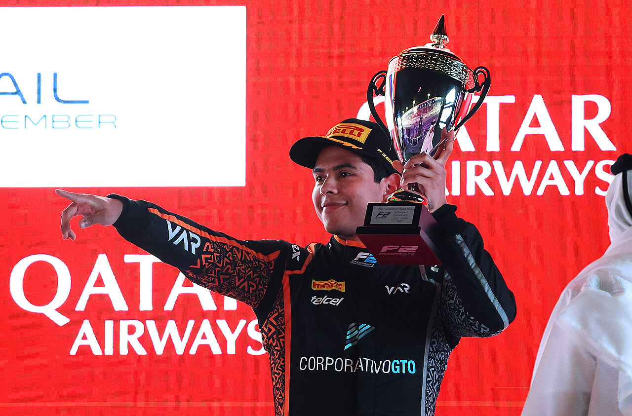 Villagomez Podio Qatar FIA F2 2026