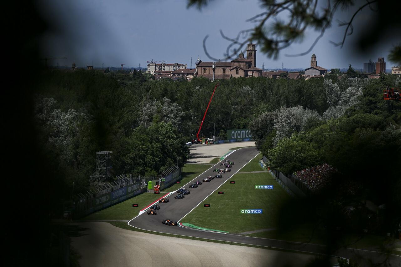 Partenza GP Imola F1 2025