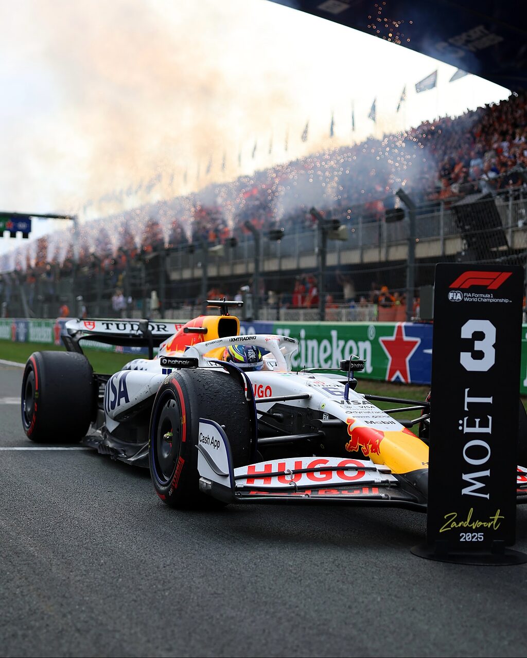 La Racing Bulls torna sul podio in Olanda.