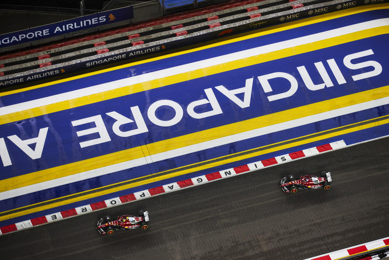 Leclerc Hamilton Ferrari GP Singapore F1 2025