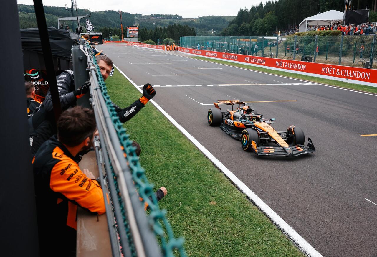 Credits: McLaren Official FB