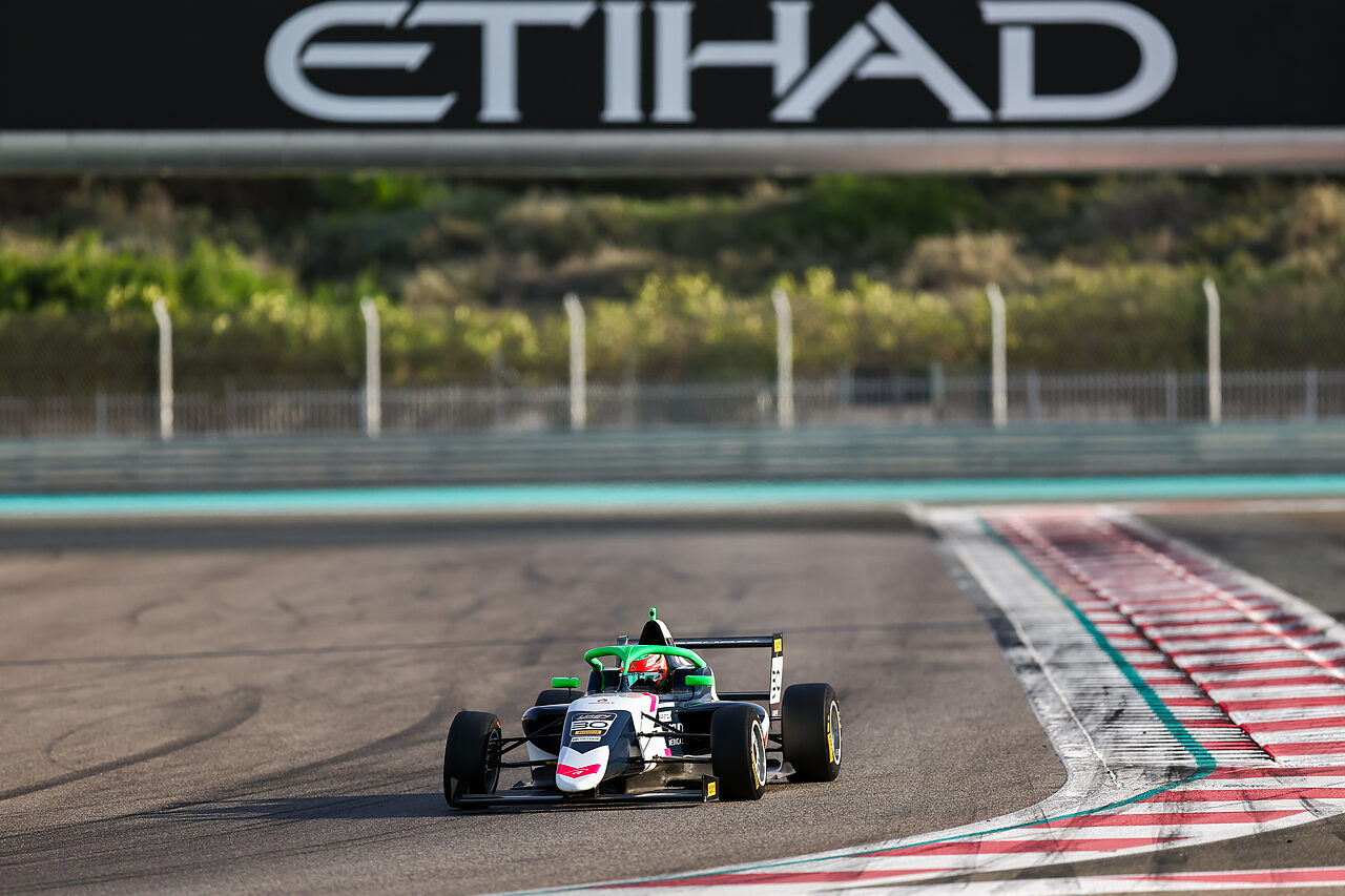 Consani R-ace GP UAE4 Series 2026 Abu Dhabi