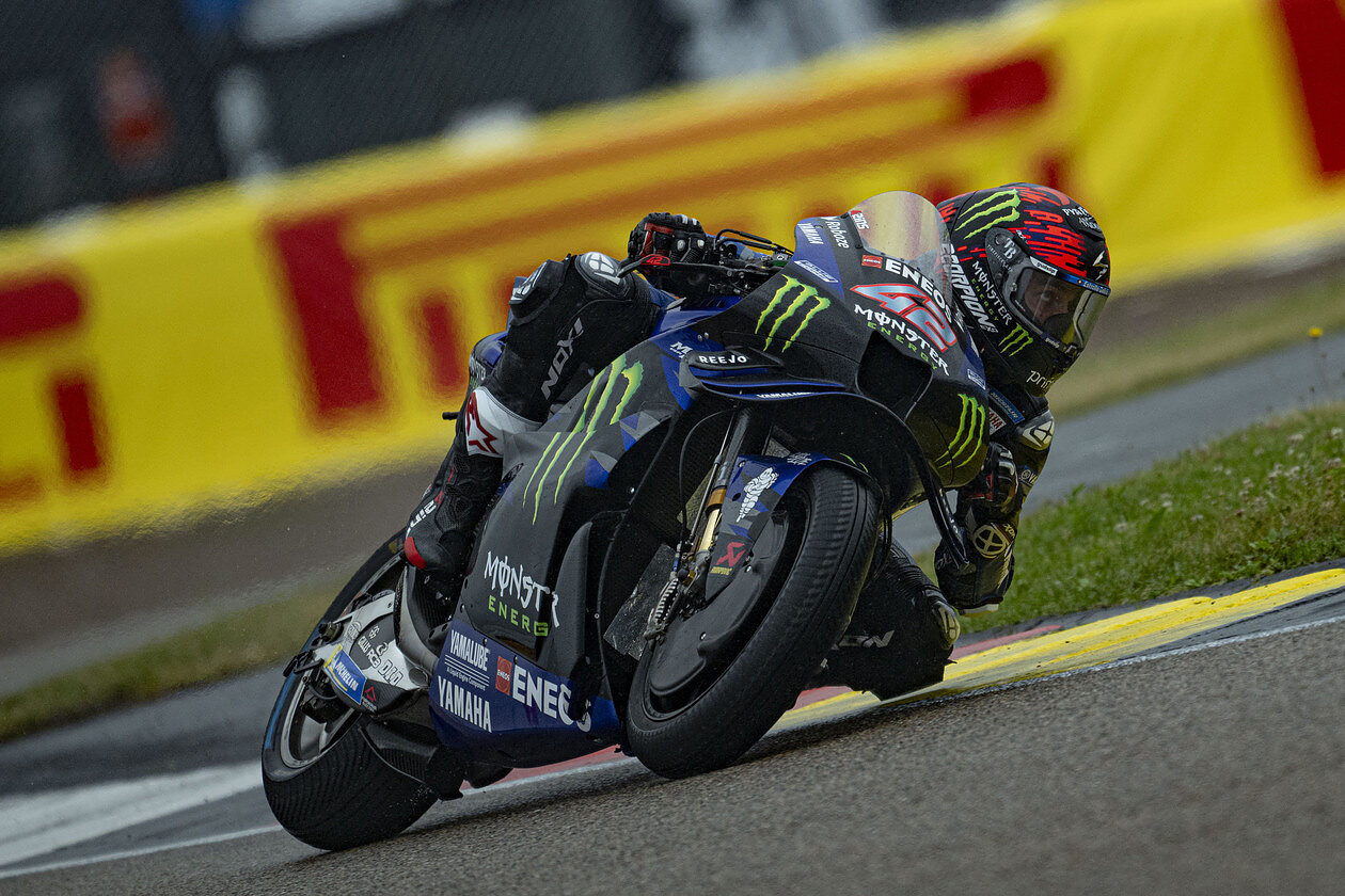 Alex Rins in azione