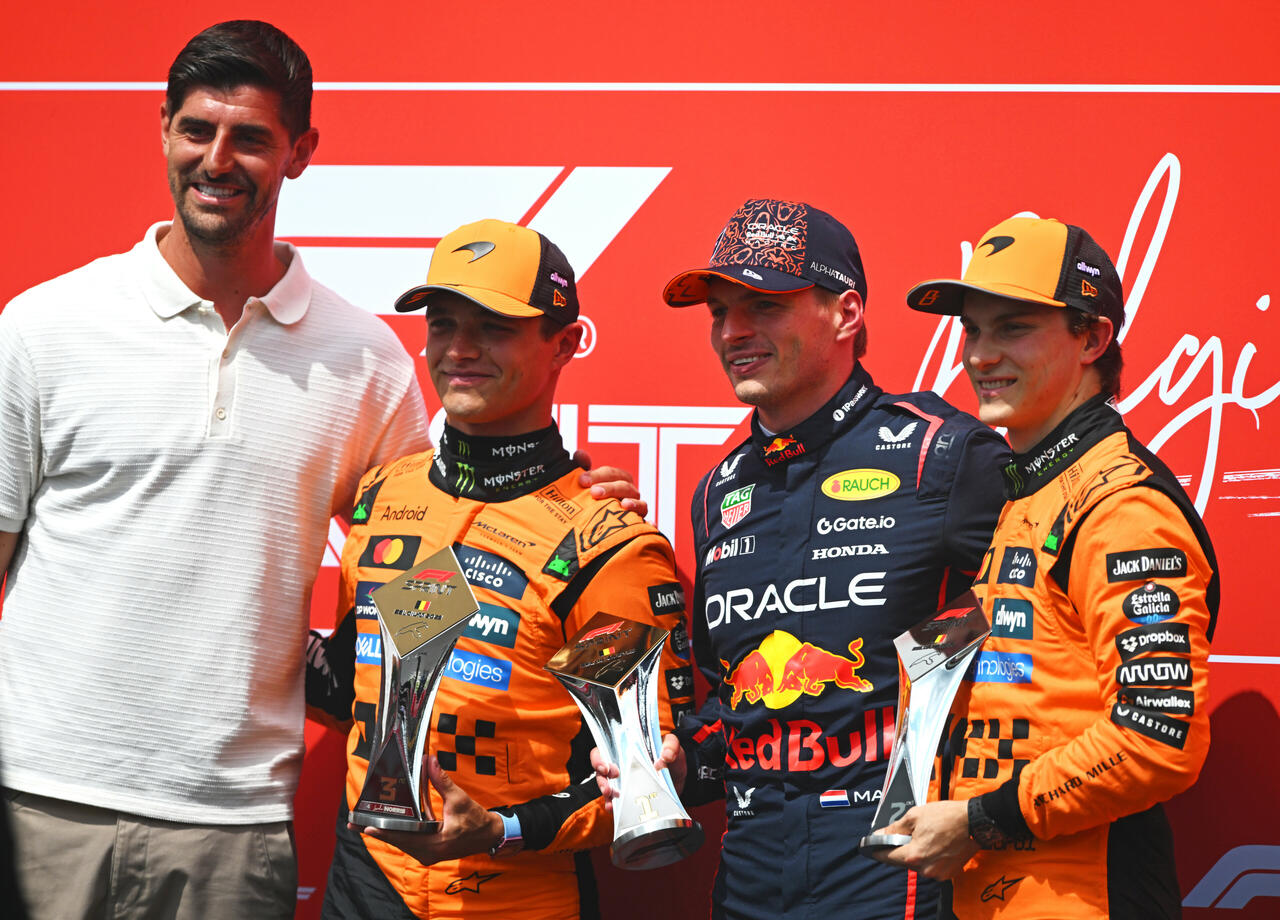 I primi tre classificati della Sprint Race con Courtois