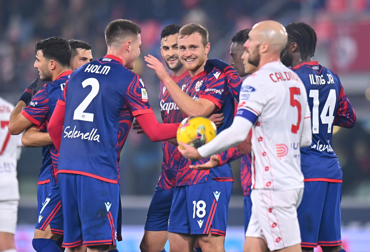 Pobega festeggia il gol
