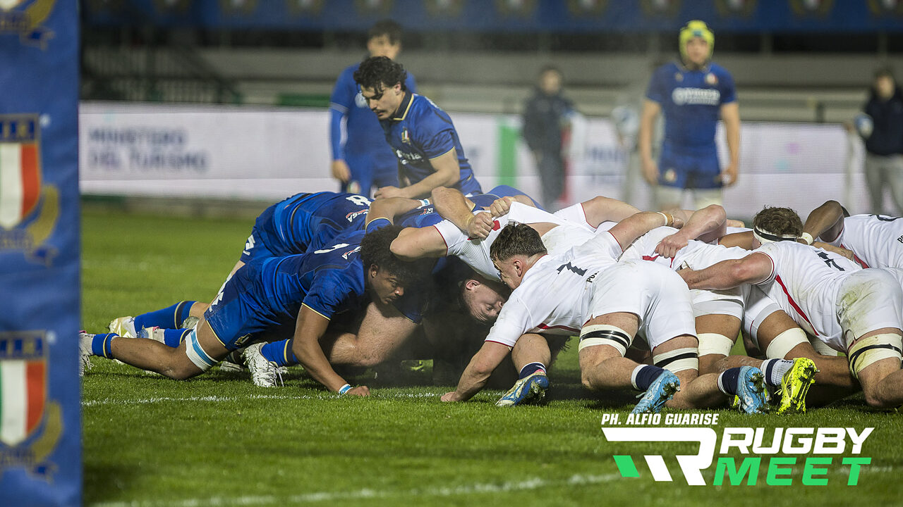 Mischia ordinata durante Italia U20 - Inghilterra U20