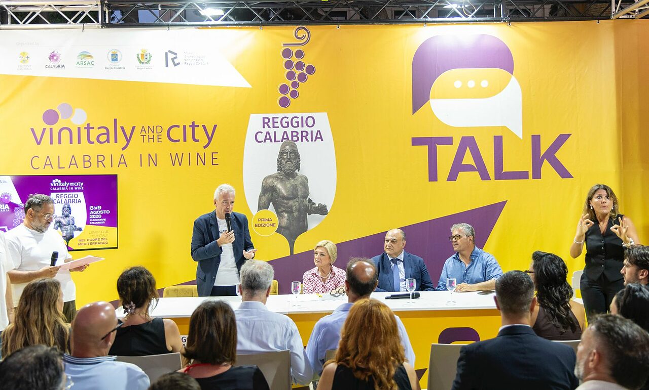 Il talk con il ministro Calderone