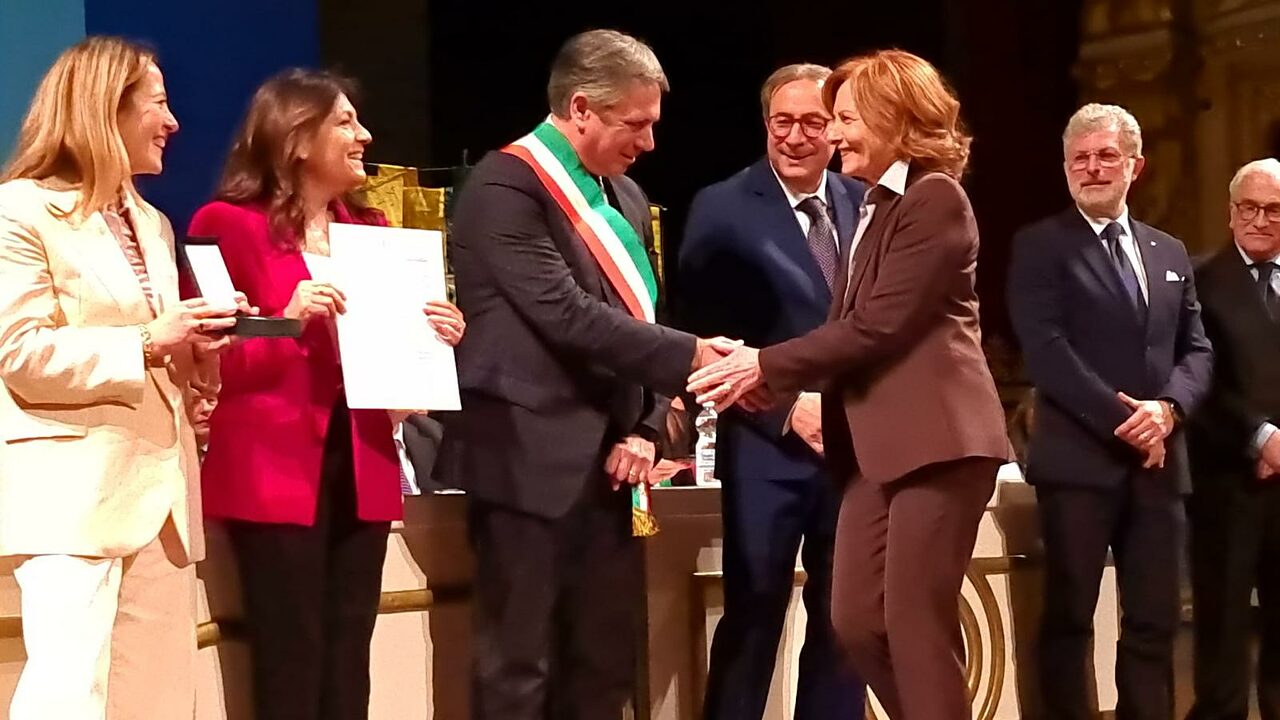 vicesidnaco di bello brindisi