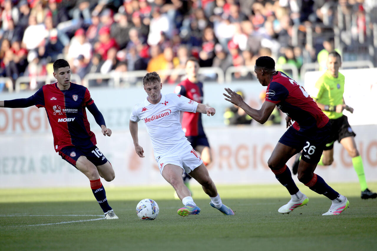 Cagliari vs Fiorentina