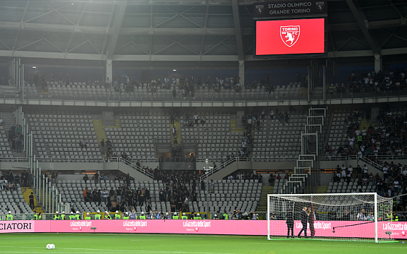 Torino Juventus, la protesta dei tifosi