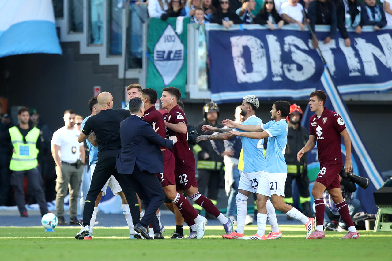 Lazio Torino, rissa nel finale di gara