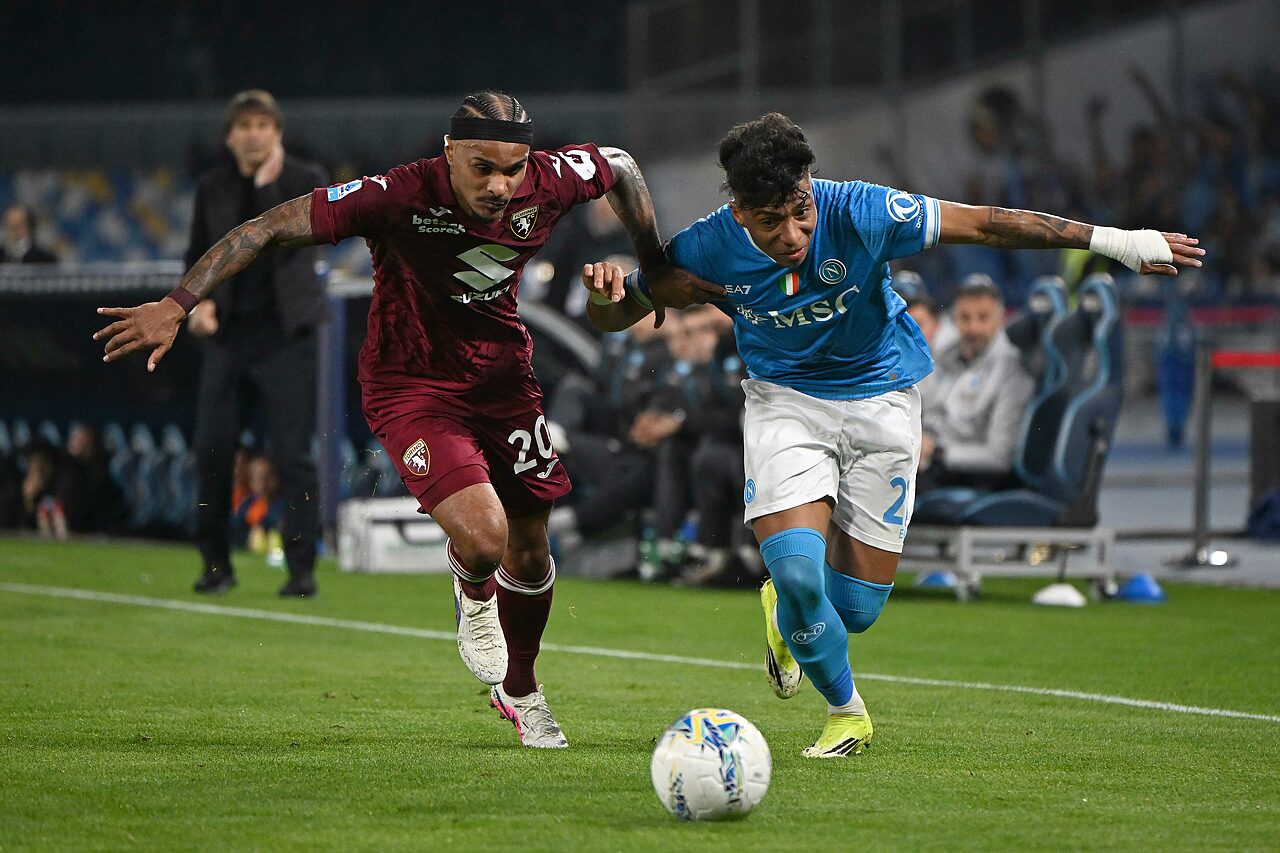 Le pagelle di Napoli Torino, Lazaro ancora disastroso