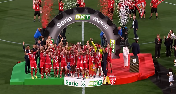 Monza in Serie A, festa al termine della sfida col Catanzaro