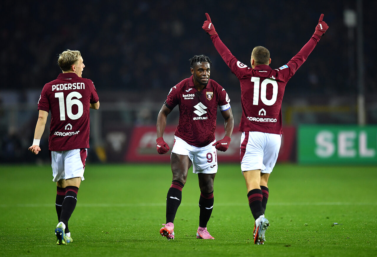 vlasic esulta con zapata e pedersen