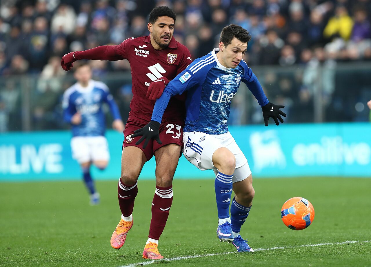 Como Torino, Douvikas segna, Coco annaspa