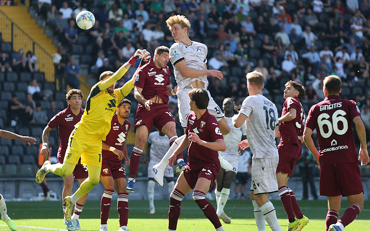 udinese Torino 2-0. Uscita sbagliata Paleari