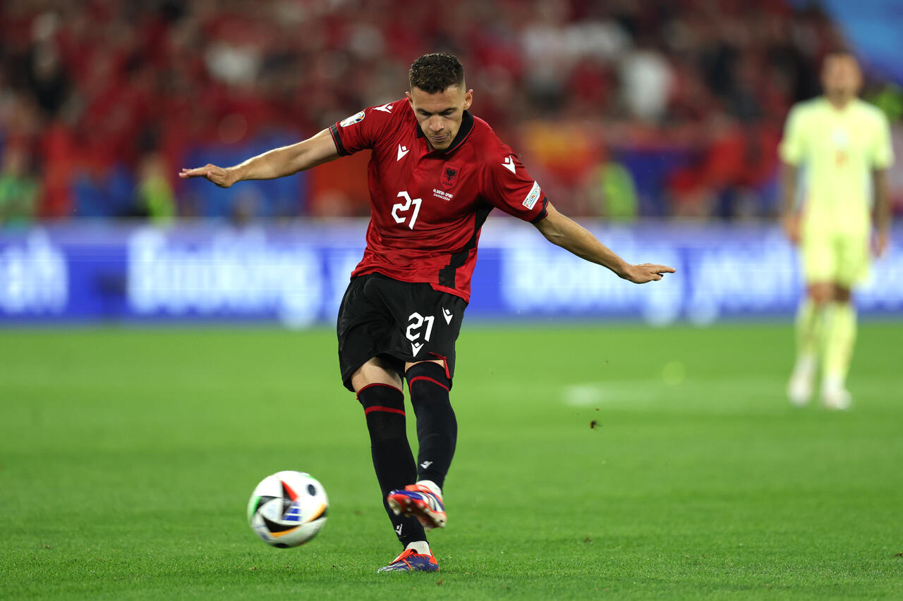 Kristjan Asllani, centrocampista della nazionale albanese