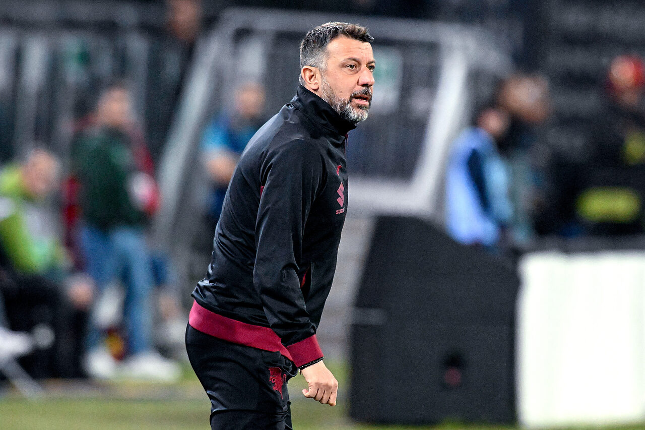 Roberto D'Aversa, problemi difensivi in vista del derby