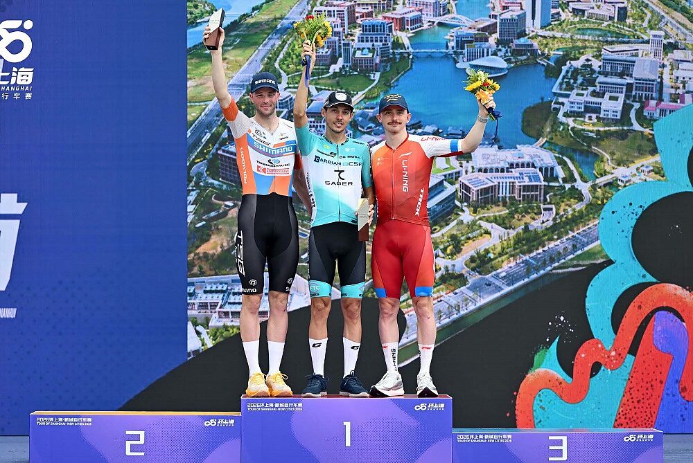 Il podio finale del Tour of Shanghai 