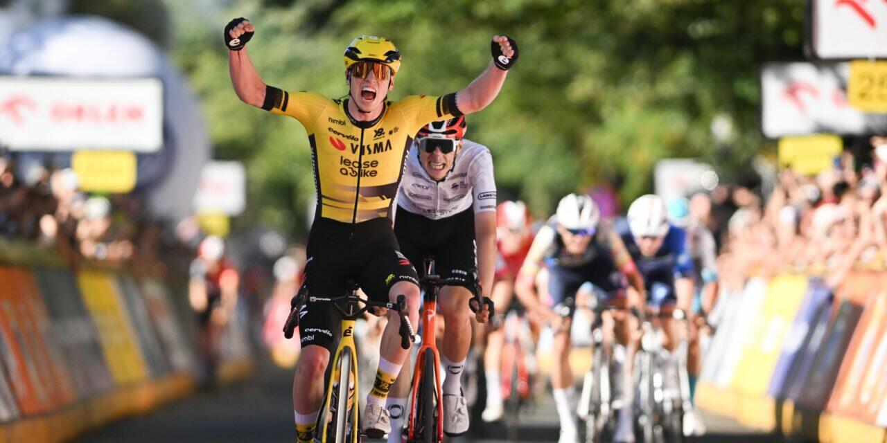 Matthew Brennan vince la quinta tappa del Tour de Pologne 2025 © Wielerflits / CorVos