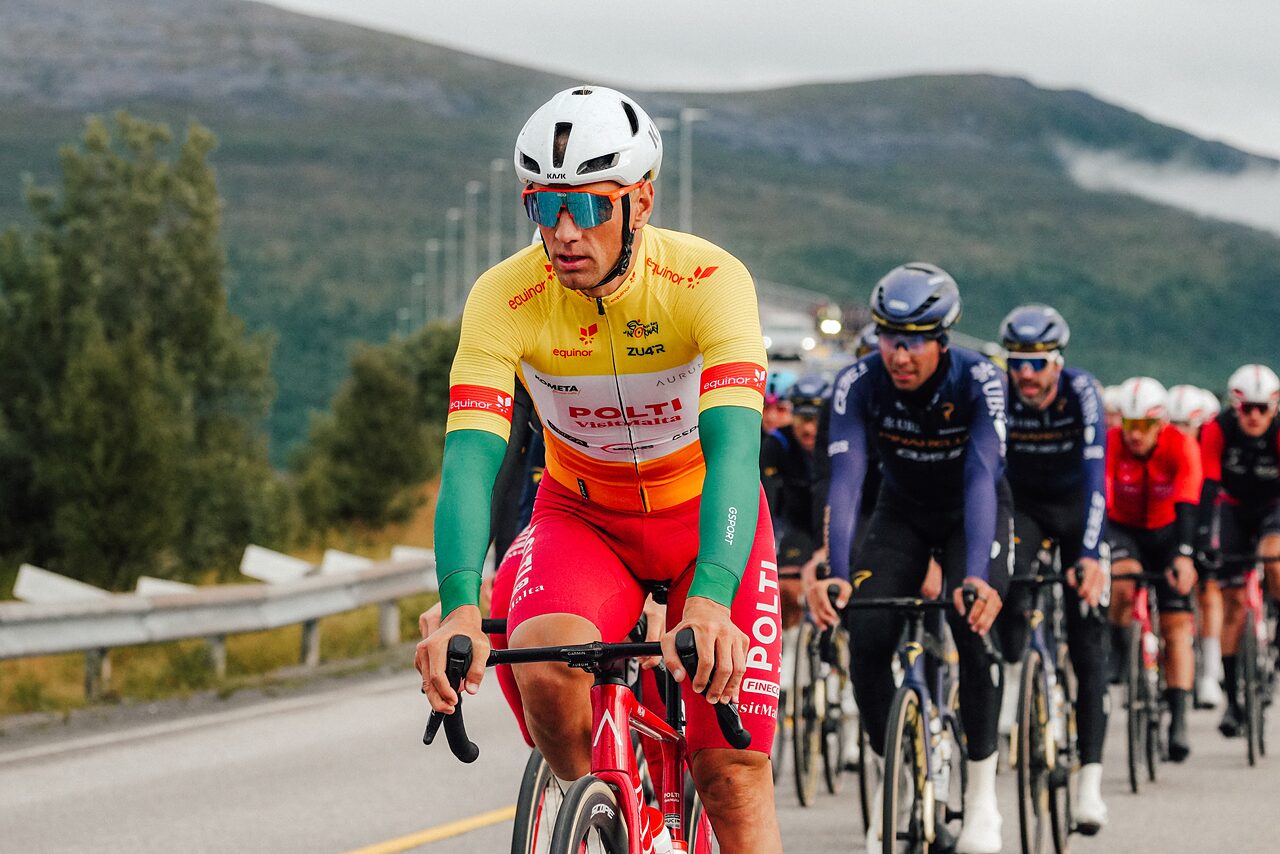Lonardi in maglia di leader della Arctic Race of Norway ©Arctic Race of Norway via X