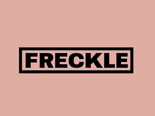 Il logo di Freckle, l'agenzia fondata da Jacopo Guarnieri
