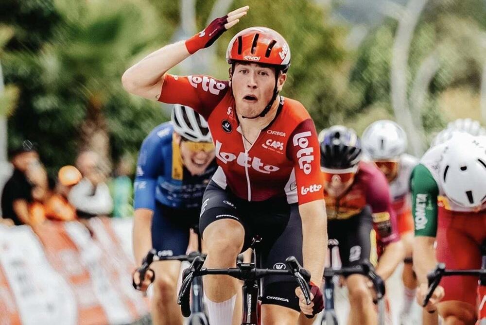 Un incredulo Mauro Cuylits vince la prima tappa del Tour of Istanbul