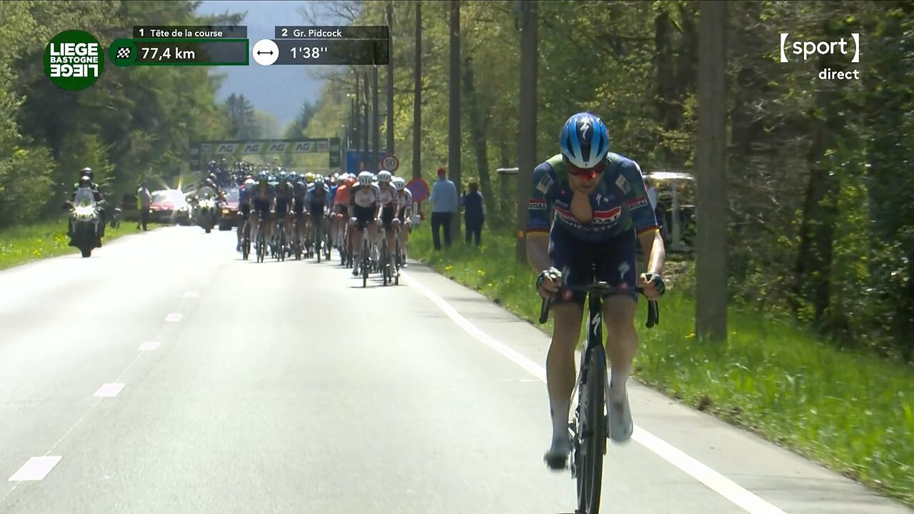 Maximilian Schachmann all'attacco durante la Liegi-Bastogne-Liegi 2026