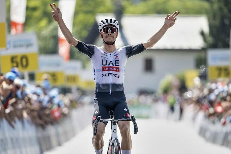 João Almeida vince la quarta tappa del Tour de Suisse 2025 © DH / KEYSTONE / Gian Ehrenzeller