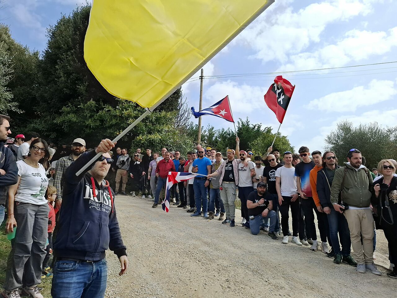 In mezzo ai contradaioli del Nicchio © Umberto Bettarini