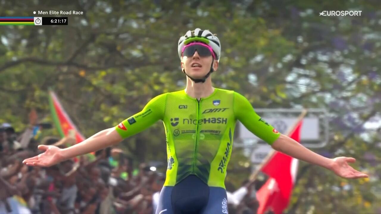 L'arrivo di Tadej Pogacar sul traguardo di Kigali 2025 (Eurosport)