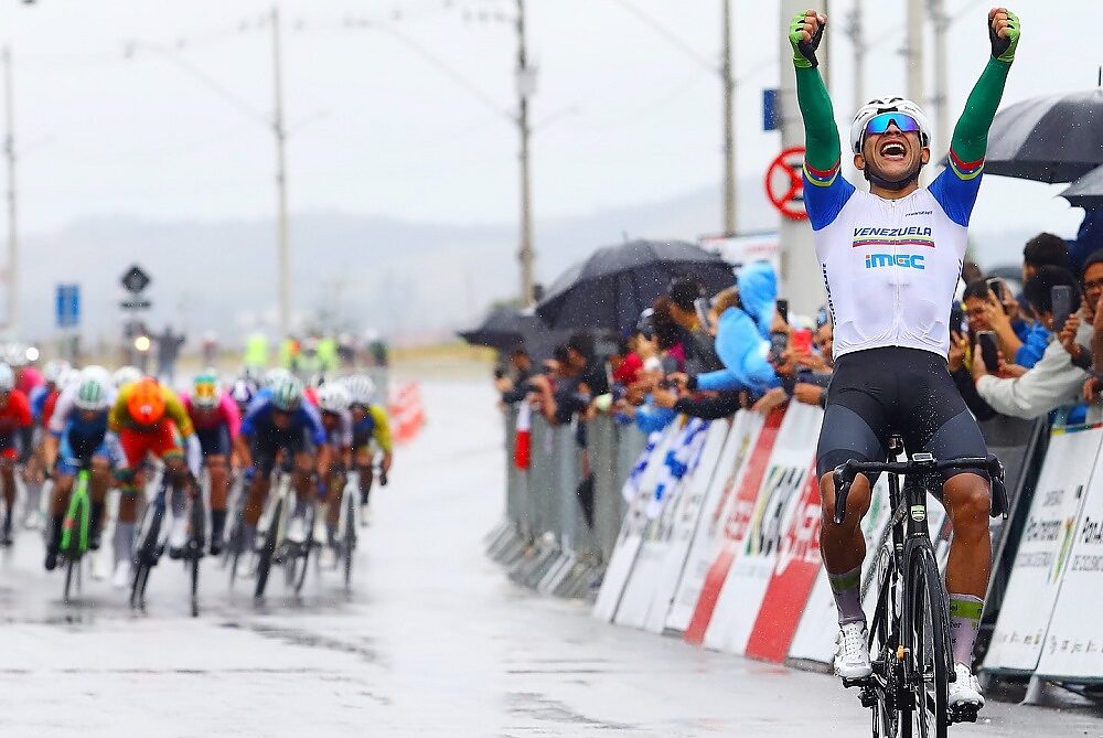 Leangel Linarez anticipa la volata e vince il titolo panamericano 2024