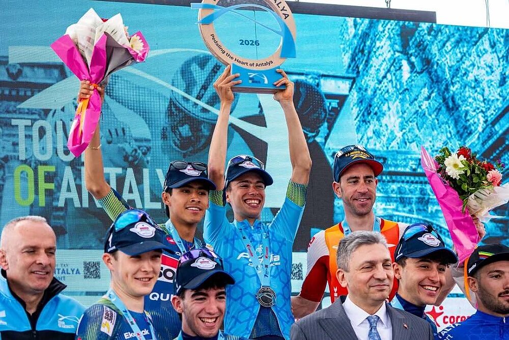 Il podio finale del Tour of Antalya