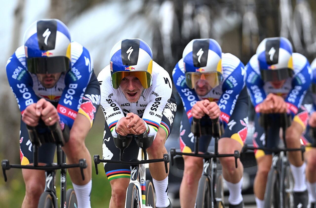 Evenepoel porta la Red Bull alla vittoria nel suo debutto stagionale a Maiorca © Tim de Waele/Getty Images