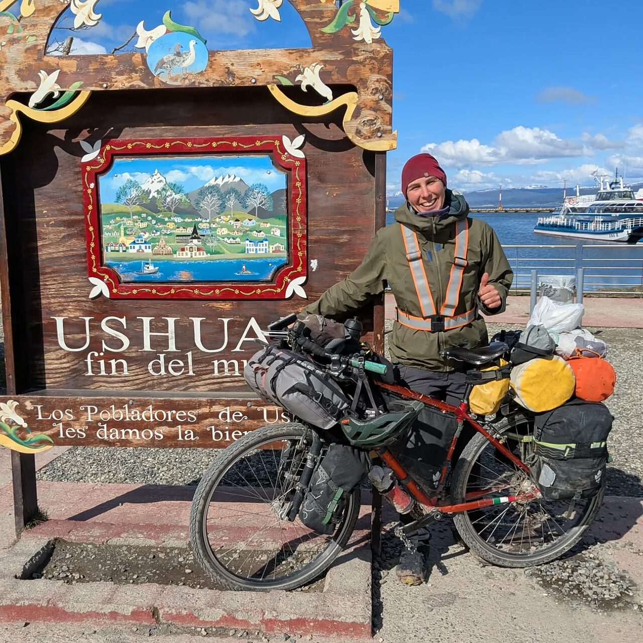 Monica Consolini a Ushuaia, Argentina © RidesmileS