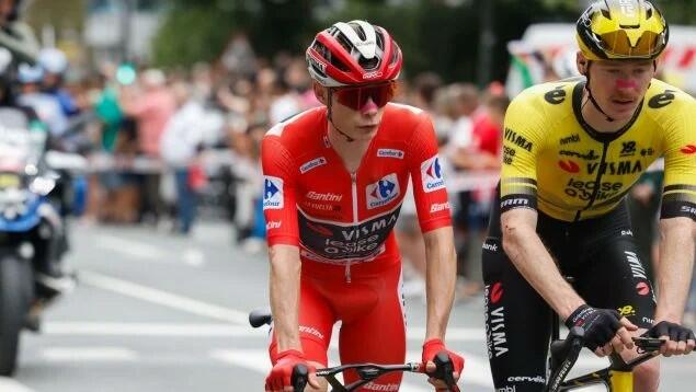 Jonas Vingegaard, durante la tappa di Bilbao della Vuelta a España 2025 ©EFE
