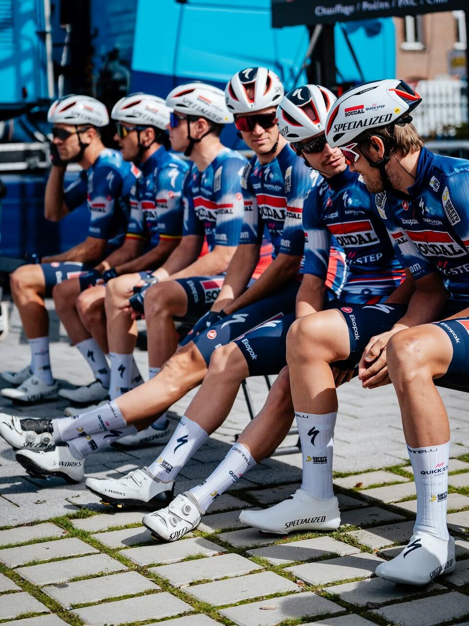 La Soudal Quick-Step di Paul Magnier prima del via del Gp Fourmies 2025 ©Soudal Quick-Step