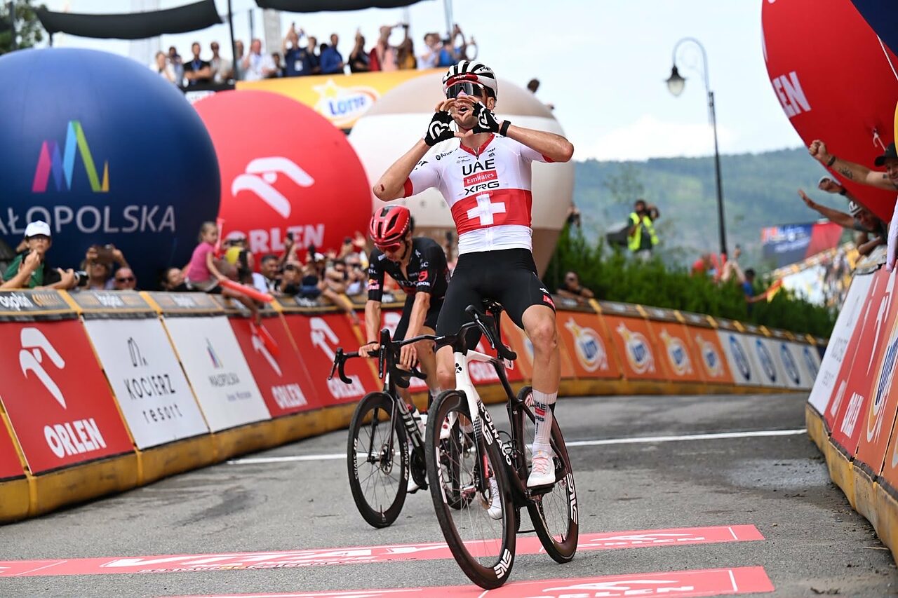 Tour de Pologne 2026: Jan Christen vince sul muro di Kocierz, Lemmen conserva la maglia gialla
