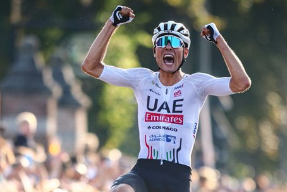 Filippo Baroncini conquista il suo primo successo in massima serie alla Super 8 Classic © Profilo X UAE Emirates