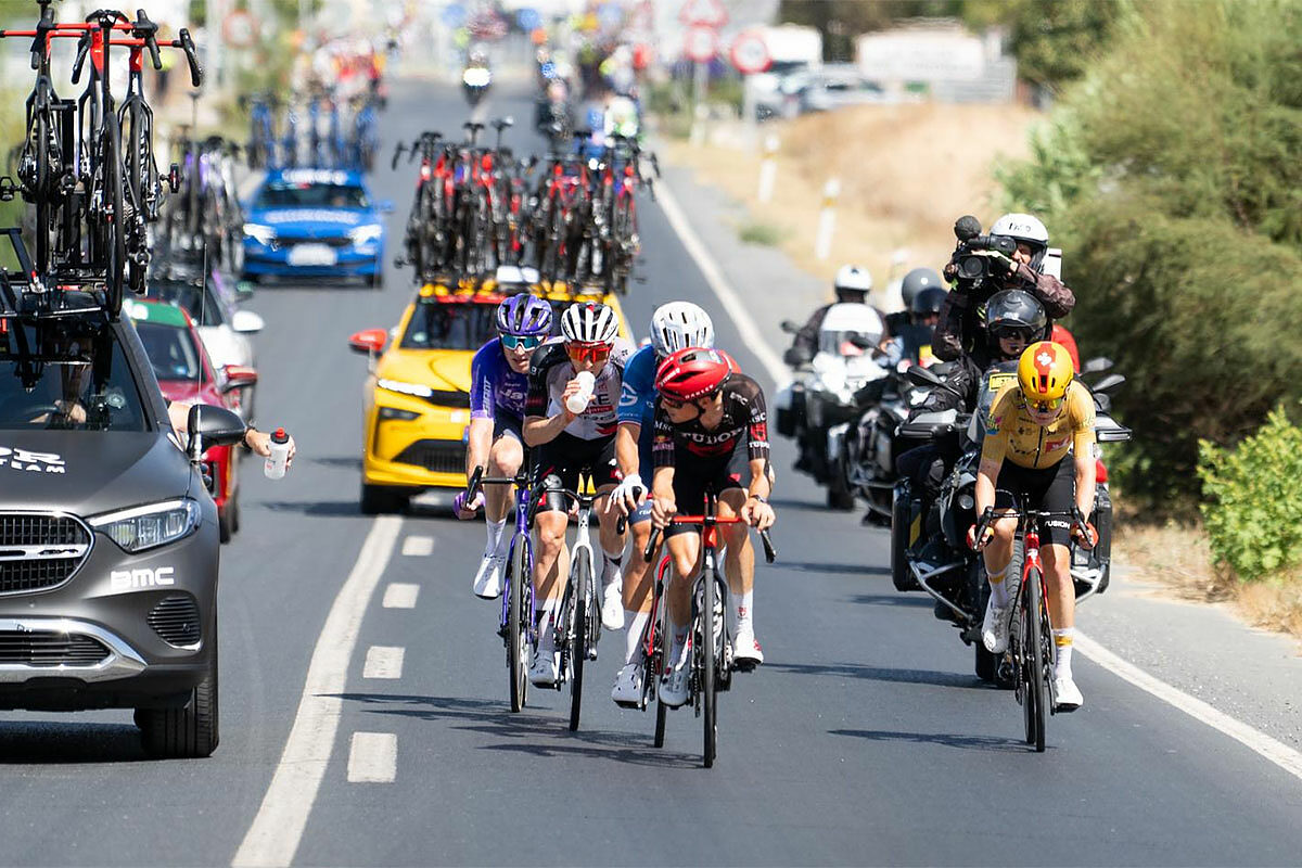 Roland Thalmann (Tudor) guida la fuga nella 16esima tappa © Vuelta a España