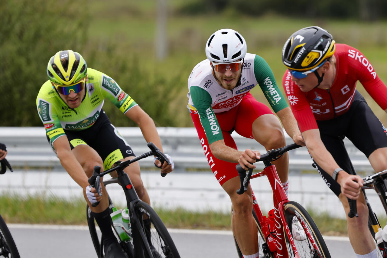 Pietrobon, Bezza e Morang in fuga durante la prima tappa del Tour de Luxembourg © Team Polti-VisitMalta via X