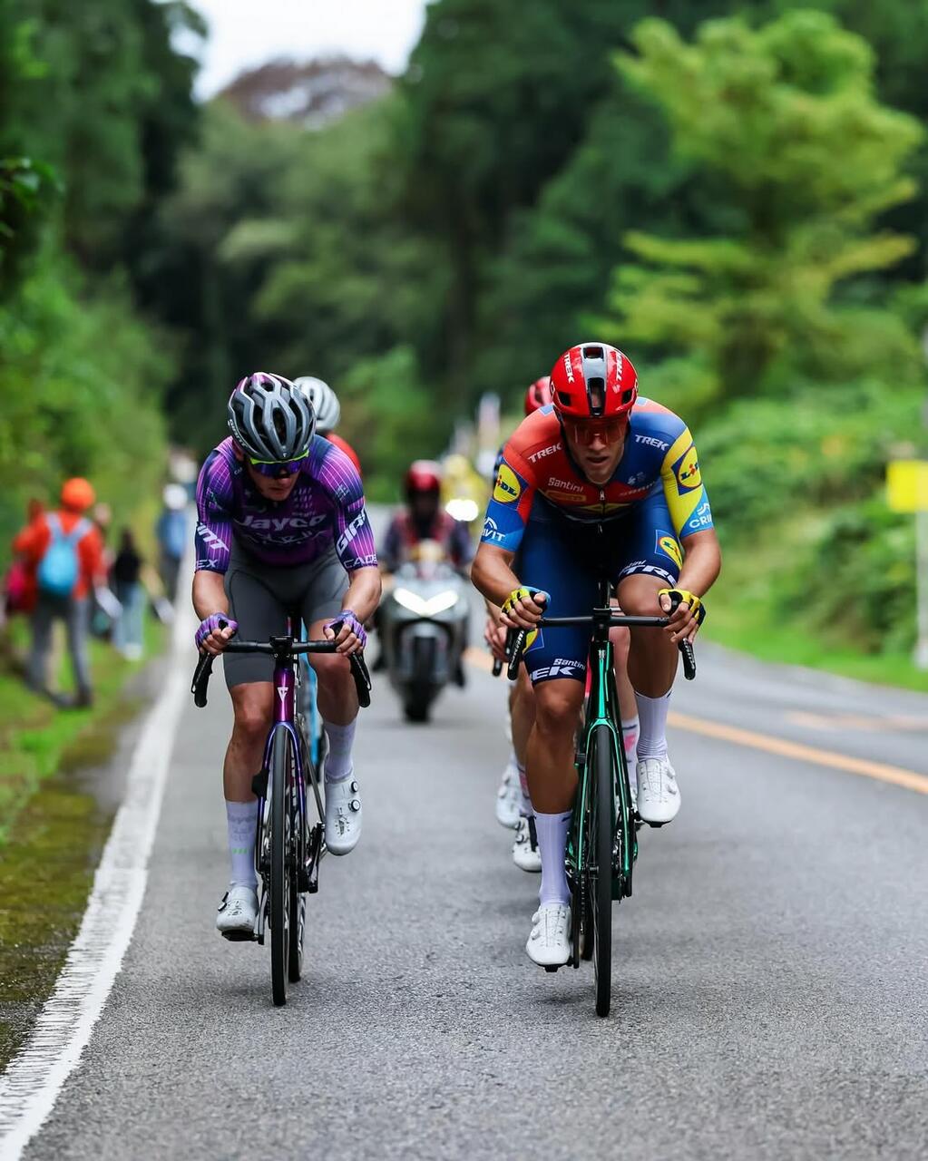 Jonathan Milan in fuga nella Japan Cup 2025 ©Kei Tsuji