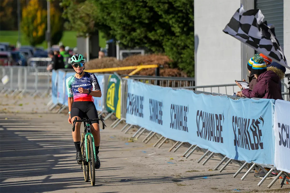 Zoe Roche vince a Derby © The British Continental-Ian Slater