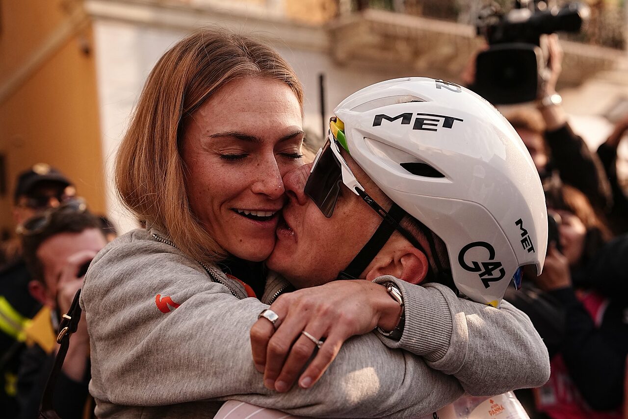 Urška Žigart con Tadej Pogačar  ©Milano-Sanremo