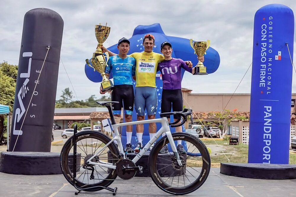 Il podio finale della Clásica Azuero