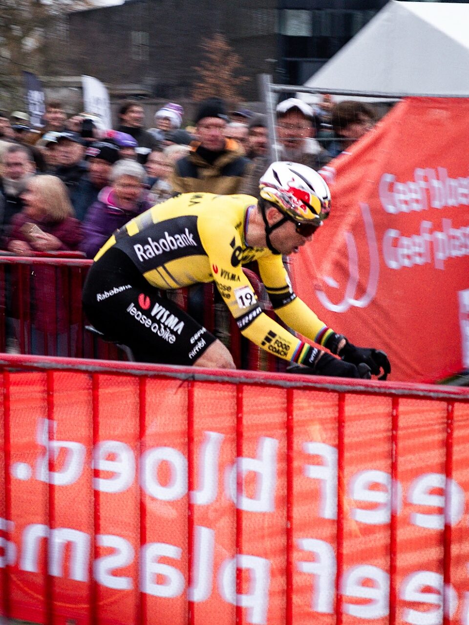 Wout van Aert durante l'X20 Trofee di Hofstade ©rommlr-Romain via IG