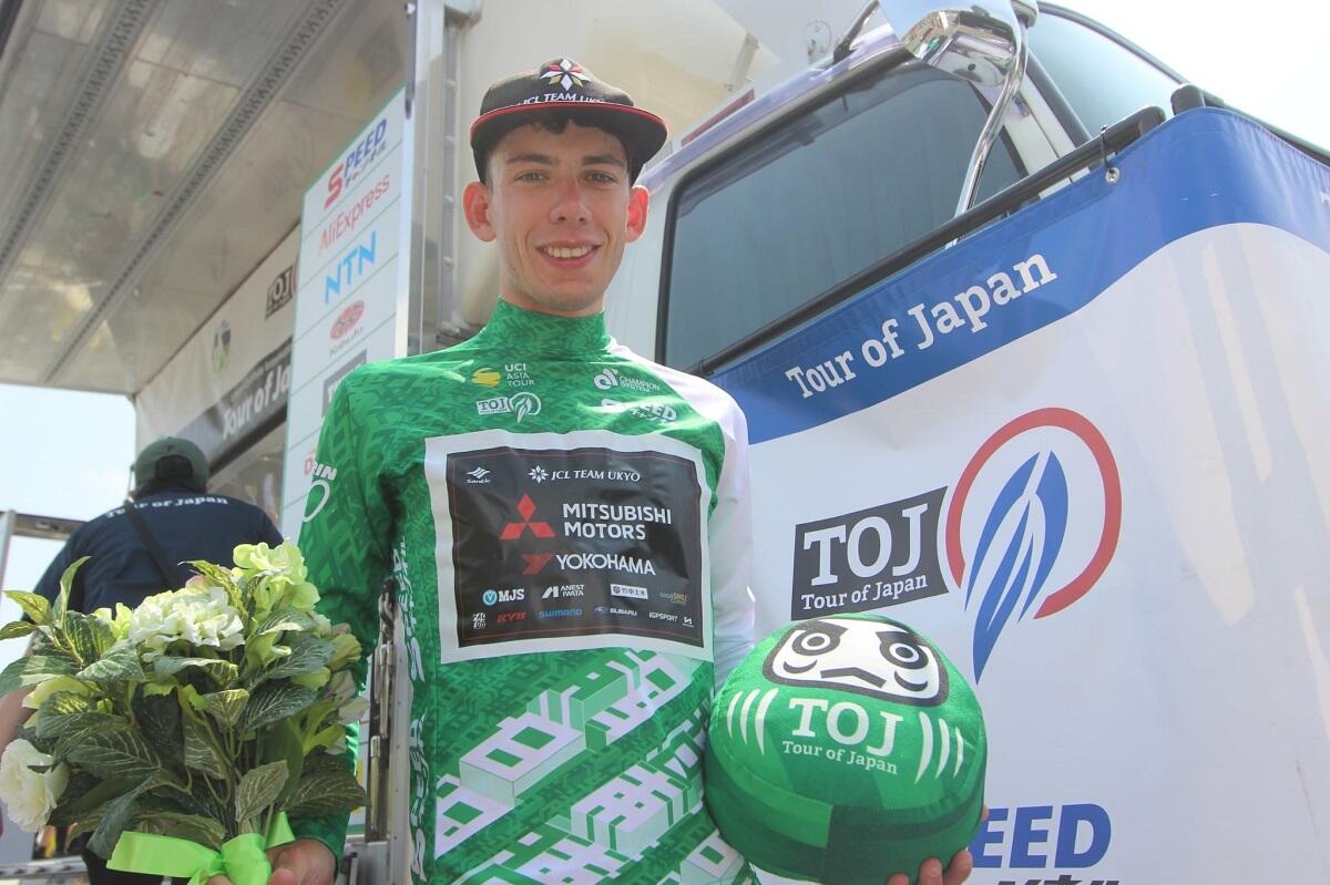 Alessandro Fancellu con la maglia di leader del Tour of Japan © JCL Team Ukyo