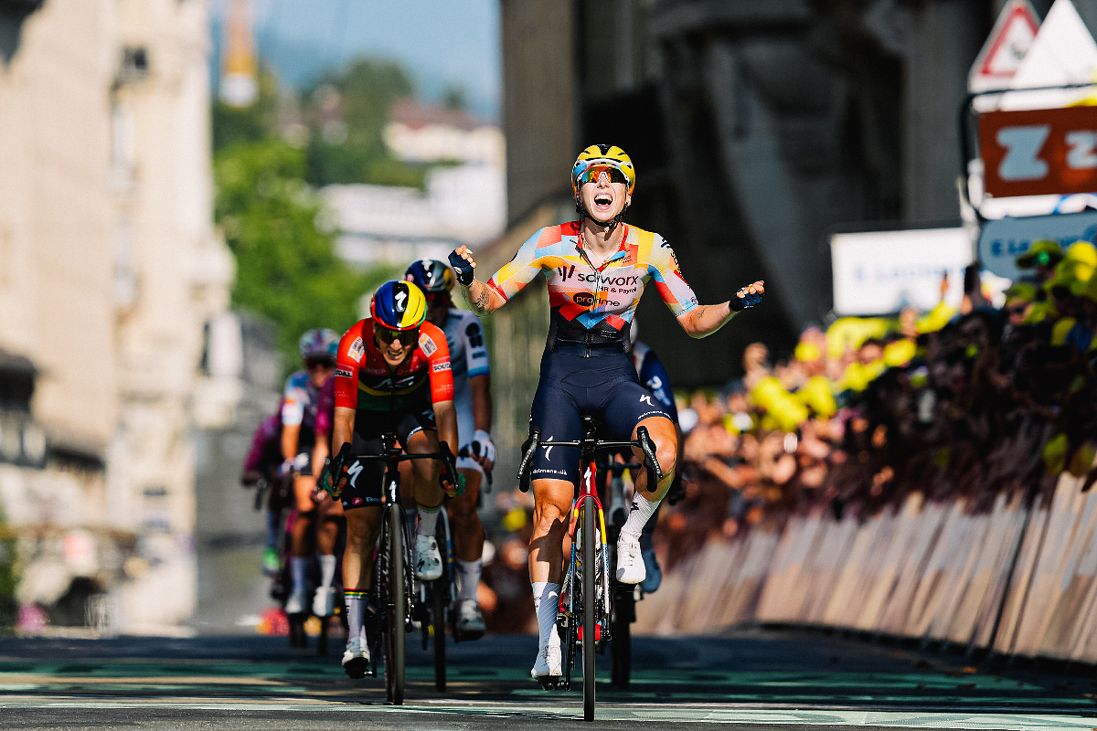 La salita non spaventa Lorena Wiebes, sua la prima maglia gialla del Tour de France