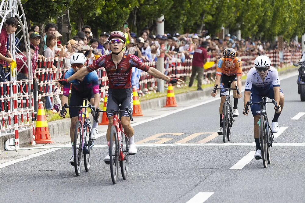 Atsushi Oka vince il Tour de Okinawa